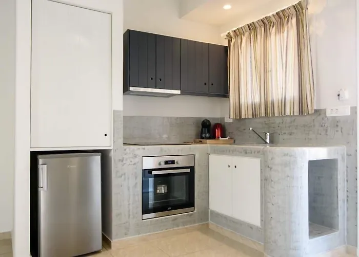 De_naxia * Perissa (Santorini)